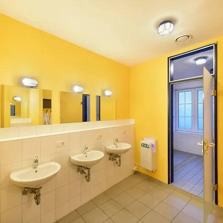 Bed'nbudget Expo-hostel
