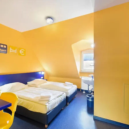 Hostel Bed'nbudget Expo-hostel *