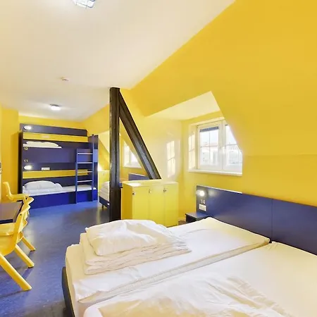 Bed'nbudget Expo-hostel Hostel