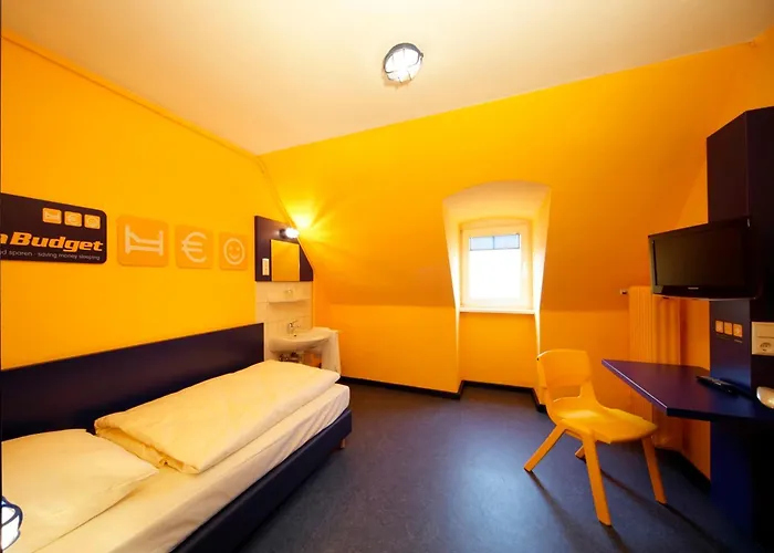 Ostello Bed'nbudget Expo-hostel *