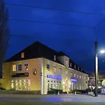 Hostal Bed'nbudget Expo-hostel *