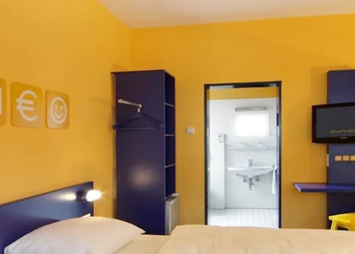 Bed'nbudget Expo-hostel Хостел