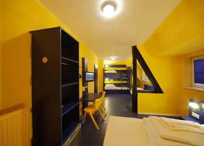Bed'nbudget Expo-hostel Хостел