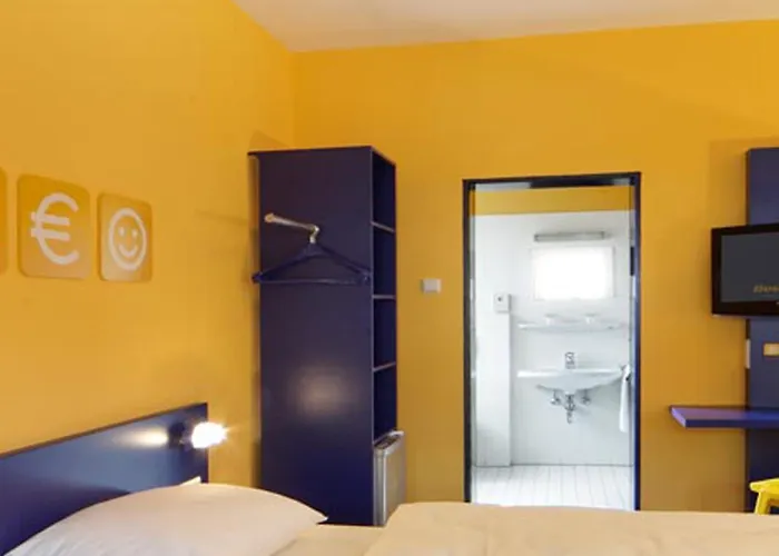 Хостел Bed'nbudget Expo-hostel