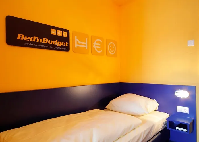 Хостел Bed'nbudget Expo-hostel