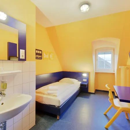 Vandrarhem Bed'nbudget Expo-hostel *