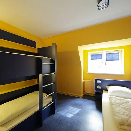 Bed'nbudget Expo-hostel Vandrarhem