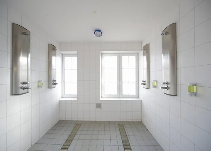 旅馆 廉价世博青旅 *